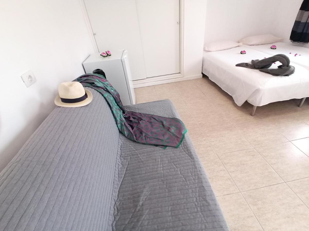 Small Studio, 50 M Front Of The Ocean & Free Wifi Playa Feñabe Eksteriør billede